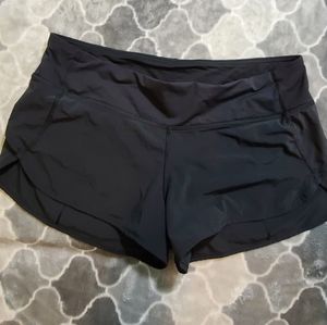 Lululemon shorts size 8